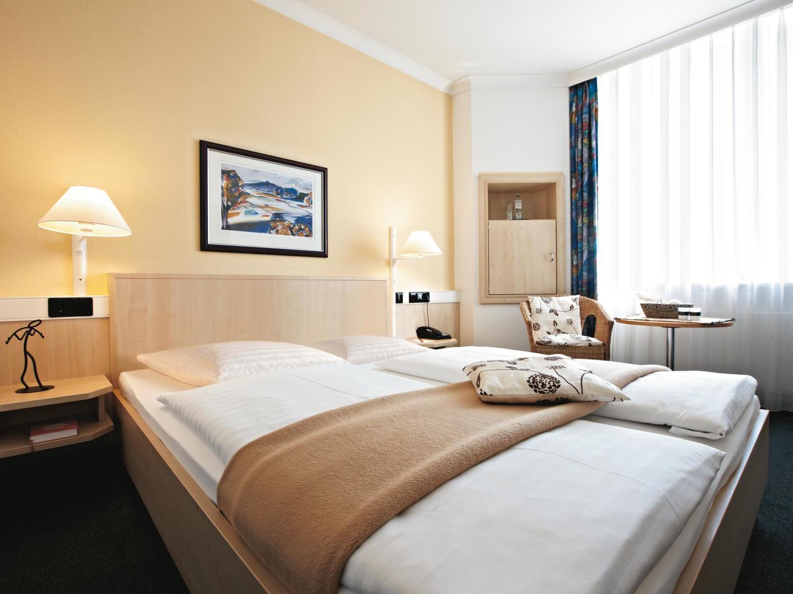 Intercityhotel Росток Екстериор снимка